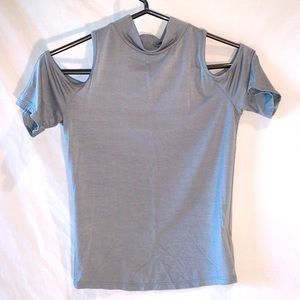 h.i.p by Tilly’s Cold Shoulder Turtleneck Tee- S